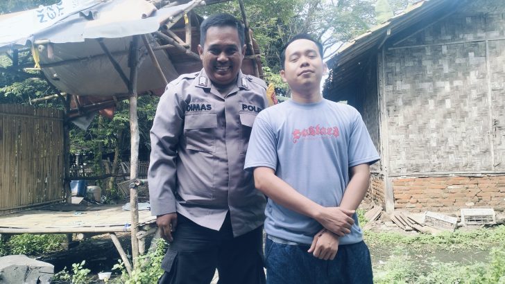 Polisi RW Polsek Kresek semakin dekat dan erat dengan warga binaannya di Desa
