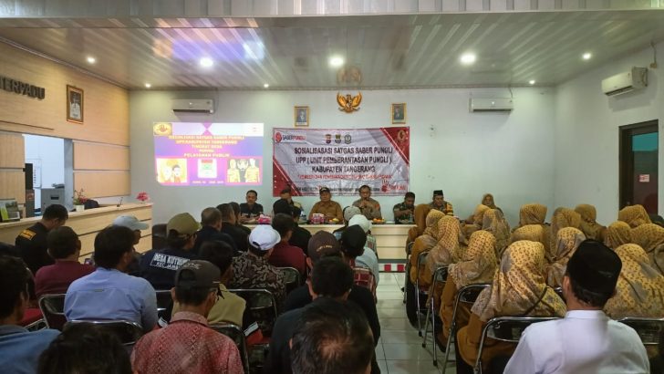 Sosialisasi Saber Pungli terkait pelayanan Publik di Pemerintahan Desa.