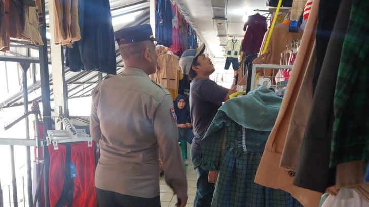 Sambangi Pasar, Satbinmas Polresta Tangerang berikan himbauan kamtibmas kepada para pedagang