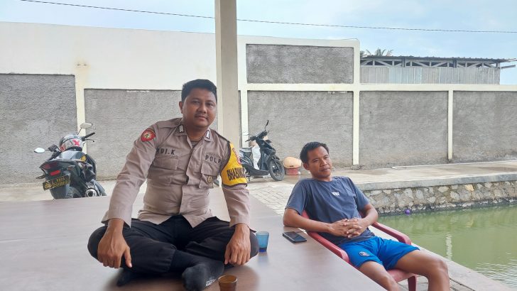 Bhabinkamtibmas polsek rajeg melaksanakan kegiatan rutin sambang kepada masyarakat