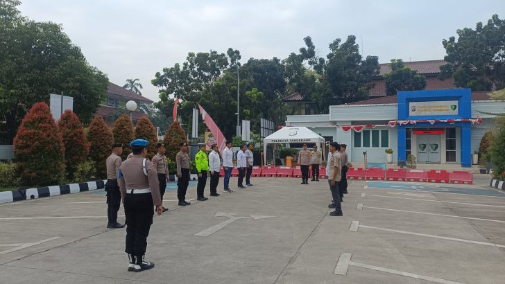 Serah terima tugas piket Polresta Tangerang diawasi Sipropam Polresta Tangerang