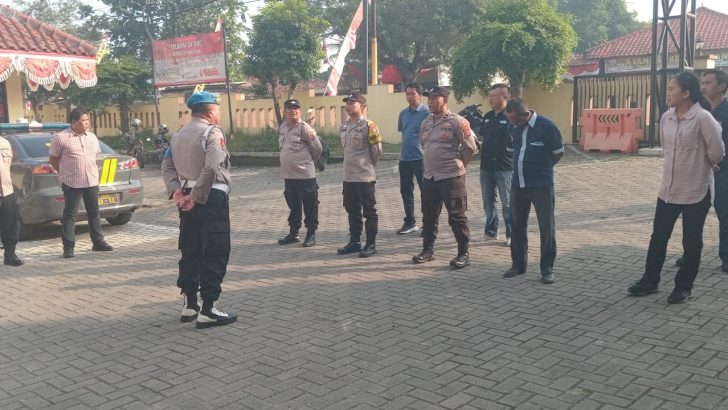 Pimpin Apel Pagi Kanit Provos Polsek Panongan Sampaikan Arahan Guna Tanamkan Disiplin Anggota