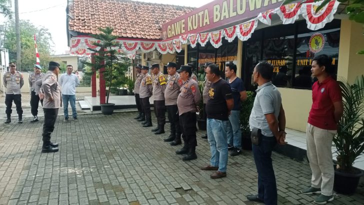 Kanit Binmas Polsek Rajeg Iptu Sularjo pimpin Apel Pagi di halaman Mapolsek Rajeg Polres Kota Tangerang