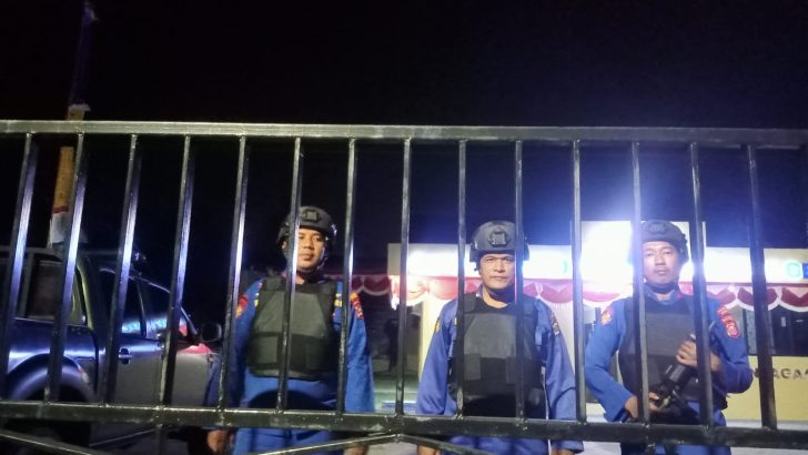 Pastikan Seluruh Mako Dalam Keadaan Aman, Satpolairud Polresta Tangerang Lakukan Patroli Sekitar Mako malam hari