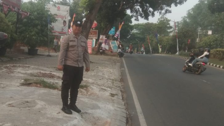 Brigadir Nugraha (Satbinmas) Kegiatan Protap Strong Point Di U Turn SPBU Tigaraksa