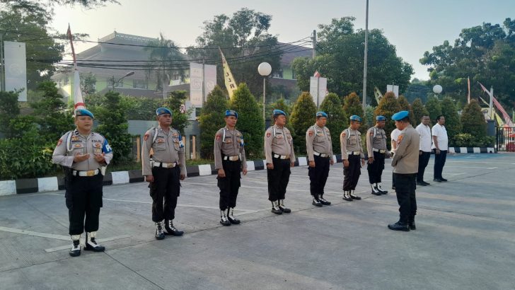 KASI PROPAM MEMIMPIN APEL PAGI FUNGSI SIPROPAM  POLRESTA TANGERANG POLDA BANTEN