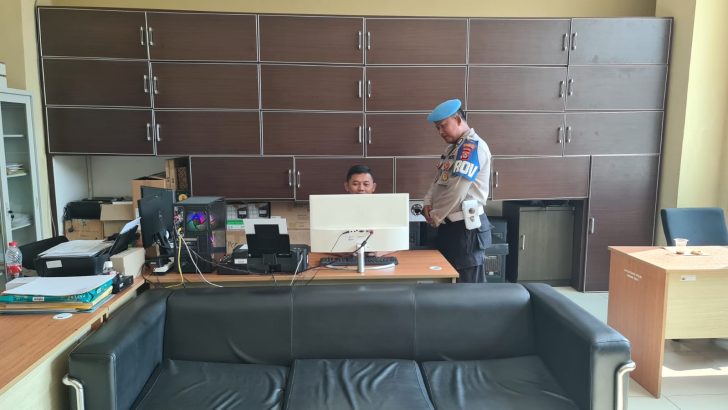 RUANG TIK POLRESTA TANGERANG DICEK SIPROPAM