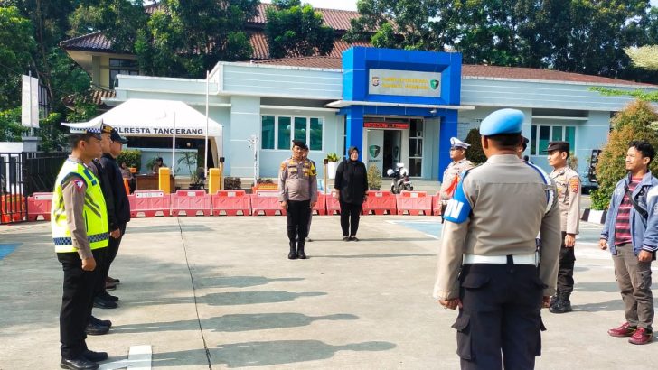 Sipropam Polresta Tangerang awasi Serah terima tugas piket Polresta Tangerang