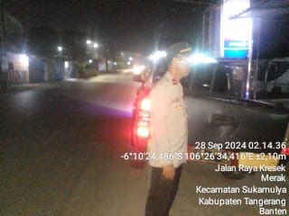 Patroli Mobile Polsek  Balaraja Ciptakan kondusifitas Warga di Kawasan Kresek Balaraja