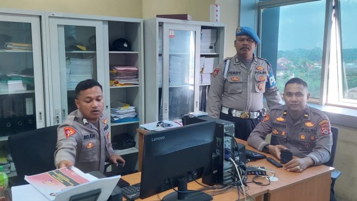 RUANG BAGOPS POLRESTA TANGERANG DICEK OLEH SIPROPAM