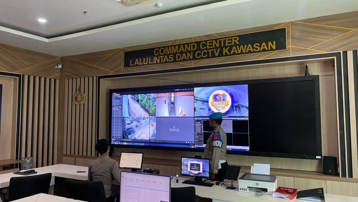 SIPROPAM CEK RUANG COMMAND CENTRE POLRESTA TANGERANG