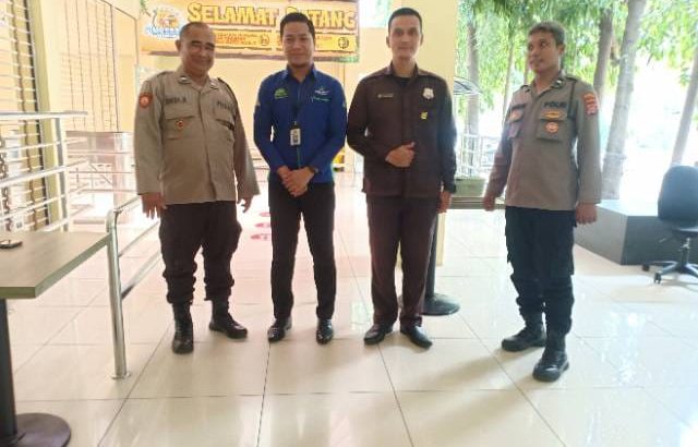 Antisipasi Ganguan Kamtibmas Piket Patroli Polsek Panongan Monitoring Wisata Water World dan World Of Wonder Citra Raya