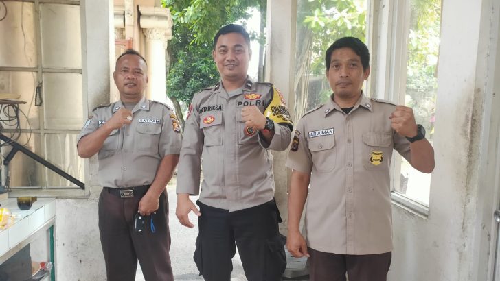 Laksanakan Sambang Patroli Preventif Security Perumahan Aipda Antariksa Ajak Jaga Kantibmas