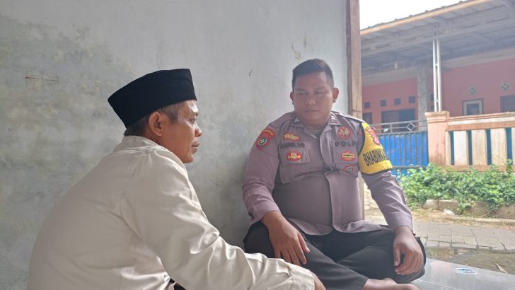 Sambang Desa Merupakan Kegiatan Rutin Bhabinkamtibmas Polsek Cisoka Polresta Tangerang