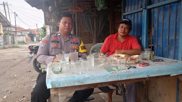 Kegiatan Sambang Oleh Bhabinkamtibmas Polsek Cisoka Untuk Mempererat Hubungan Dengan Masyarakat