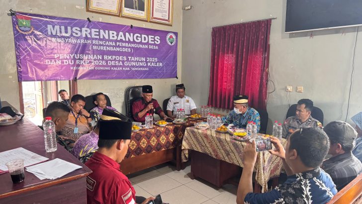 Aipda Deddi sambangi kantor Desa sebagai bentuk menjalin Sinergitas dengan Aparatur Ds. Gunung Kaler