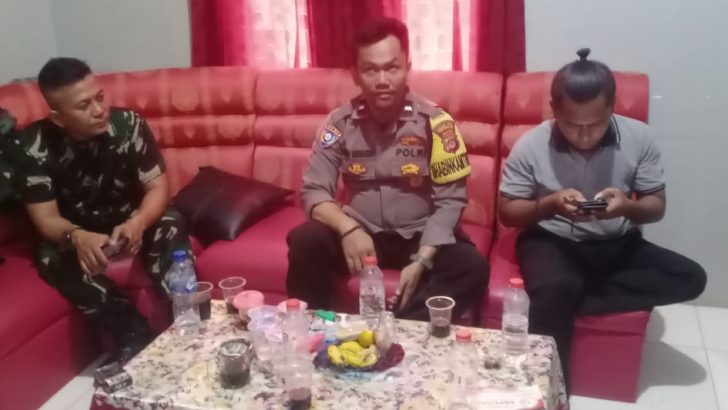 Sinergitas TNI-Polri dengan masyarakat yang sangat kokoh, menentukan Harkamtibmas di Ds. Gunung Kaler