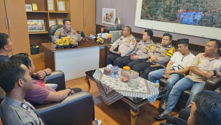 Pimpin Anev Mingguan Unit Binmas Kapolsek Pasar Kemis Sampaikan Arahan Pimpinan