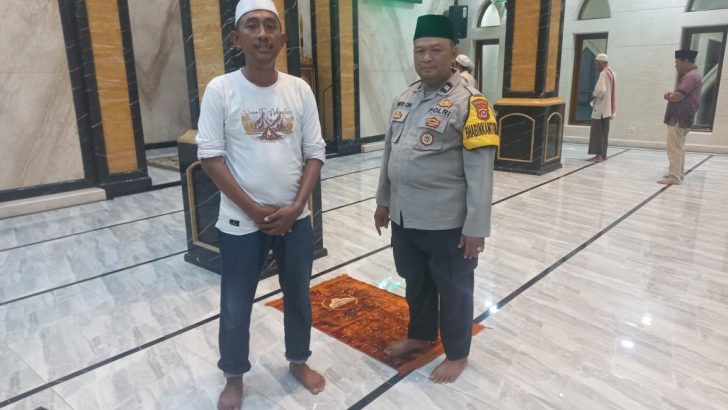 Aiptu Paryanto Usai Sholat Shubuh Berjamaah Bhabinkamtibmas Berikan Pesan Kamtibmas