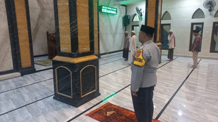 Usai Sholat Shubuh Berjamaah Bhabinkamtibmas Berikan Pesan Kamtibmas