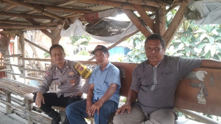 Sambang DDS Ke Warga di Kampung Pondok Desa Sindang Panon Bhabinkamtibmas Sampaikan Pesan Kamtibmas