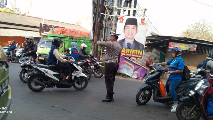 Strong Poin, Unit Polsek Pasar Kemis Gatur Lalin di Pagi Hari