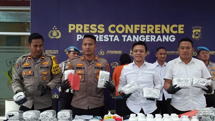 Edarkan Ratusan Ribu Tramadol, Seorang Pria Diamankan Polsek Pasarkemis