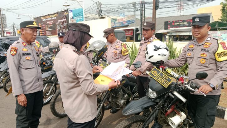 Polsek Pasar Kemis Polresta Tangerang Gelar Apel Pagi dan Pemeriksaan Kendaraan Dinas