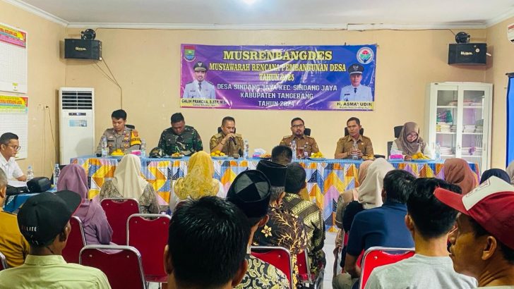 Dukung pembangunan Desa Bhabinkamtibmas Hadiri Musrembang Desa Sindang Jaya