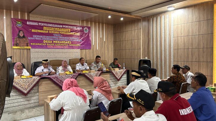 Binamas Desa Mekarsari berikan edukasi Kamtibmas kpd pemuda karang taruna