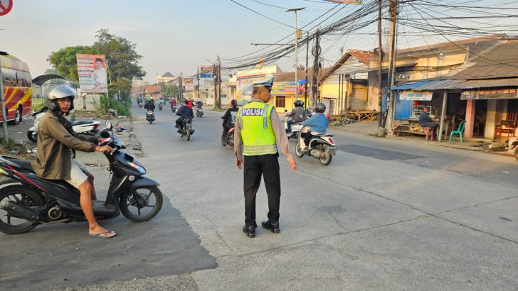 Polsek Pasar Kemis Gelar Gatur Lalin di Pagi Hari