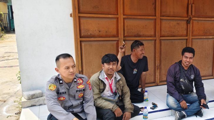 Menciptakan Situasi Desa Yang Aman, Anggota Polsubsektor Jayanti Laksanakan Sambang Desa