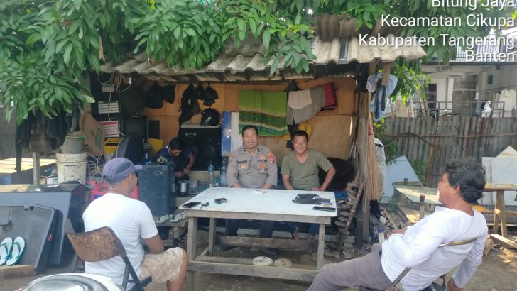 Bhabinkamtibmas Desa Bitung Jaya, Aipda Tri Iskandar, Ajak Masyarakat Jaga Keamanan Lingkungan