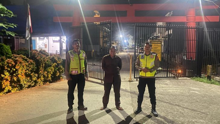 Patroli Strong Point Anggota Polsek Tigaraksa Antisipasi Kejahatan, senin ,30/09/2024.