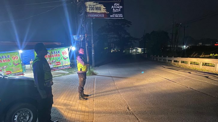 Patroli Barcode bripka Ivo Anggota Polsek Tigaraksa Antisipasi Kejahatan, Senin 30/09/2024.