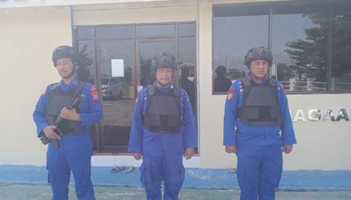 Piket jaga melakukan kegiatan patroli keliling mako di Mako satpolairud Polresta Tangerang