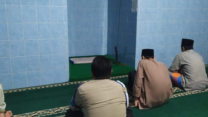 Aipda Arif Nur lakukan kegiatan Subuh Keliling di Desa Renged