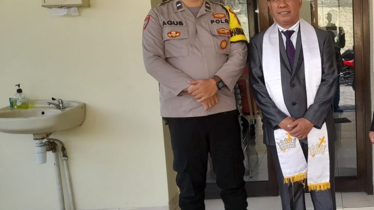 Bhabinkamtibmas Pemantauan dan pengamanan Ibadah Minggu Pagi di Gereja GPIB Jemaat Patmos