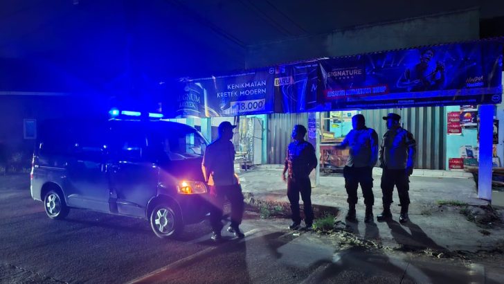 Tekan Guantibmas, Polsek Rajeg rutin Patroli Malam Hari.