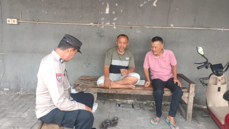 Bhabinkamtibmas   Polsek Balaraja Polresta Tangerang Aiptu Dedi H,memberikaan himbauan kepada warga Binaan, tentang pilkada yang aman, damai dan sejuk
