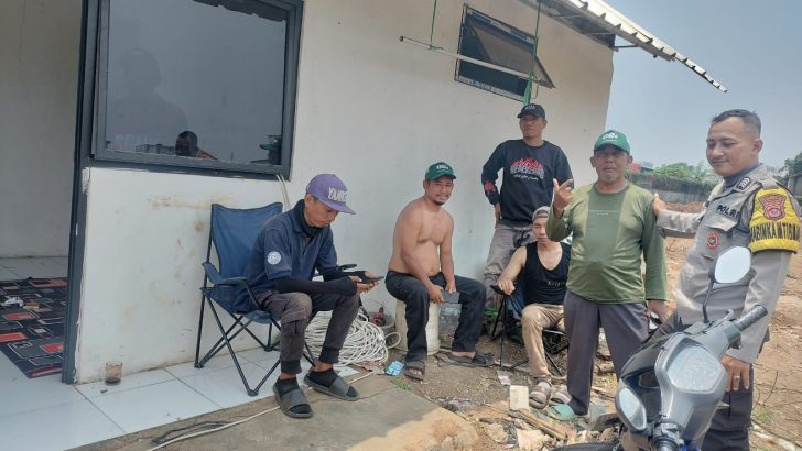 Bhabinkamtibmas Bripka Landung Setyawan Giat Program Kapolda Banten POLIRAN Polisi Peduli Pengangguran