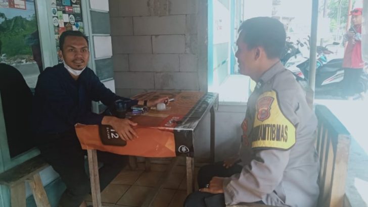 Aiptu Sukarna kunjungi Tokoh Pemuda Desa Talok guna menjalin Tali Silaturahmi dengan para pemuda.