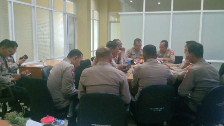 AKP NURJAMAN, S.H. PIMPIN ANEV MINGGUAN FUNGSI BINMAS