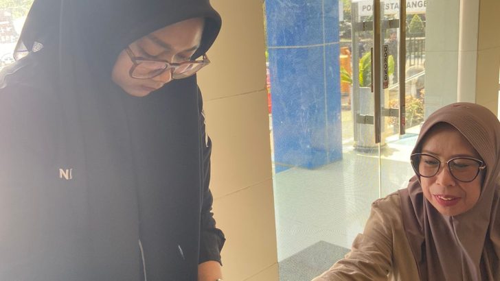 Pemeriksaan GDS, Asam Urat dan Kolesterol kepada Anggota Polri di Klinik Bhayangkara Polresta Tangerang