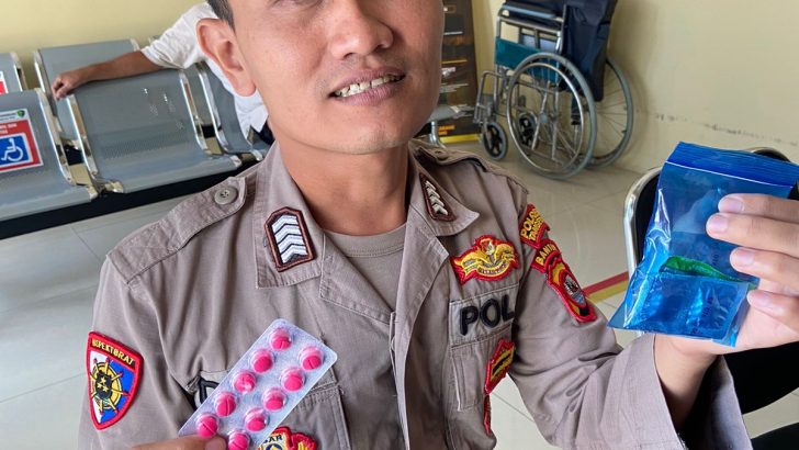 Pemeriksaan Kesehatan Sekaligus Pemberian Vitamin Dan Obat Terhadap Anggota Polresta Tangerang Dalam Rangka OMP 2024.