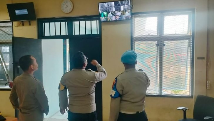Cek CCTV ruang tahanan Polresta Tangerang guna antisipasi keamanan