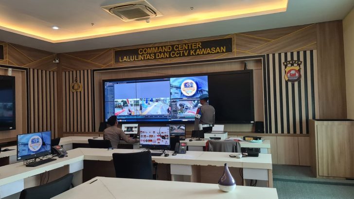 SIPROPAM CEK RUANG COMMAND CENTRE POLRESTA TANGERANG