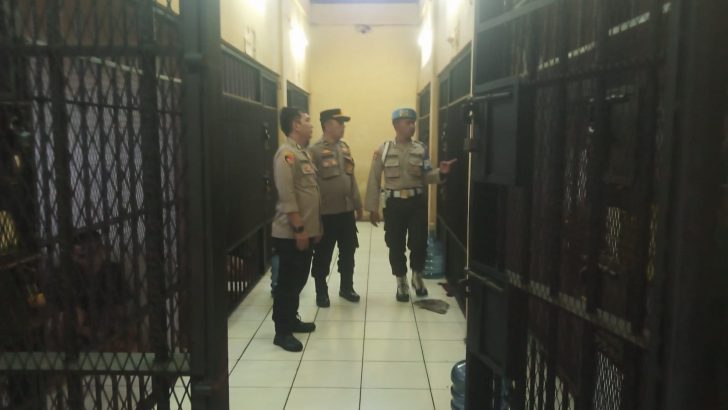 Pengecekan ruang tahanan Polresta Tangerang oleh Sipropam