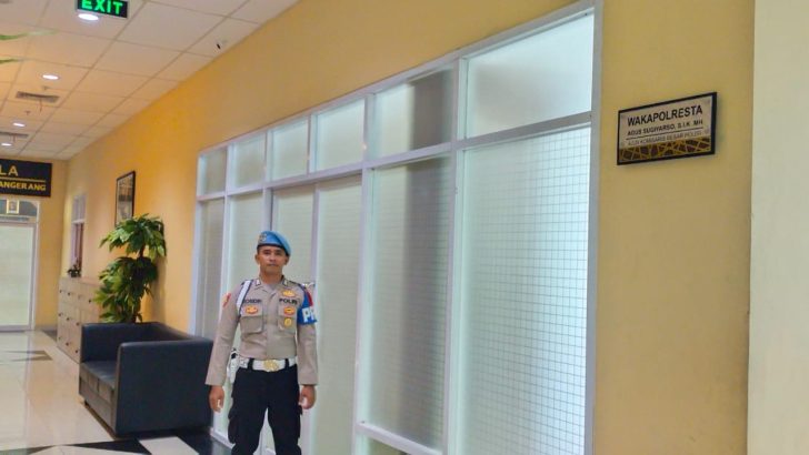 SITUASI RUANG KERJA WAKAPOLRESTA TANGERANG DICEK SIPROPAM