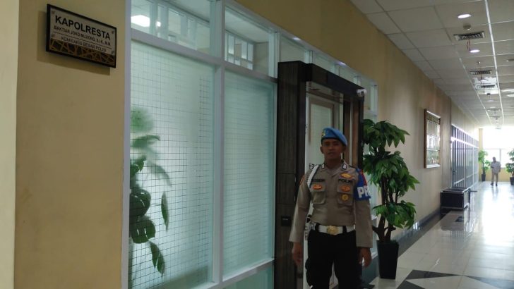 SIPROPAM CEK SITUASI RUANG KERJA KAPOLRESTA TANGERANG